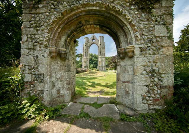 Walsingham Abbey Grounds and Friary